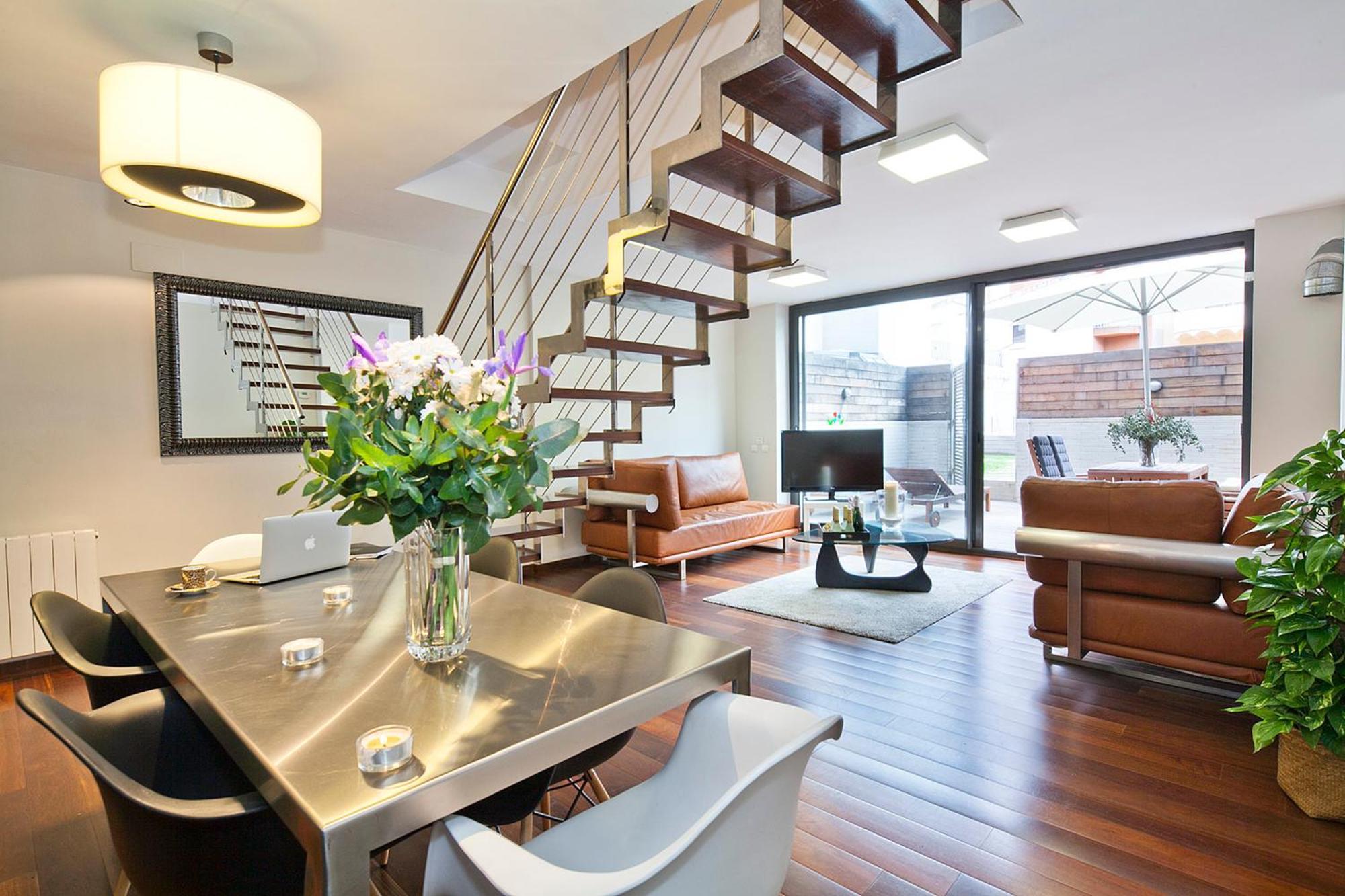 My Space Emirates - Splendid Apartment With Terrace And Pool Near Park Gueell Barcelona Zimmer foto