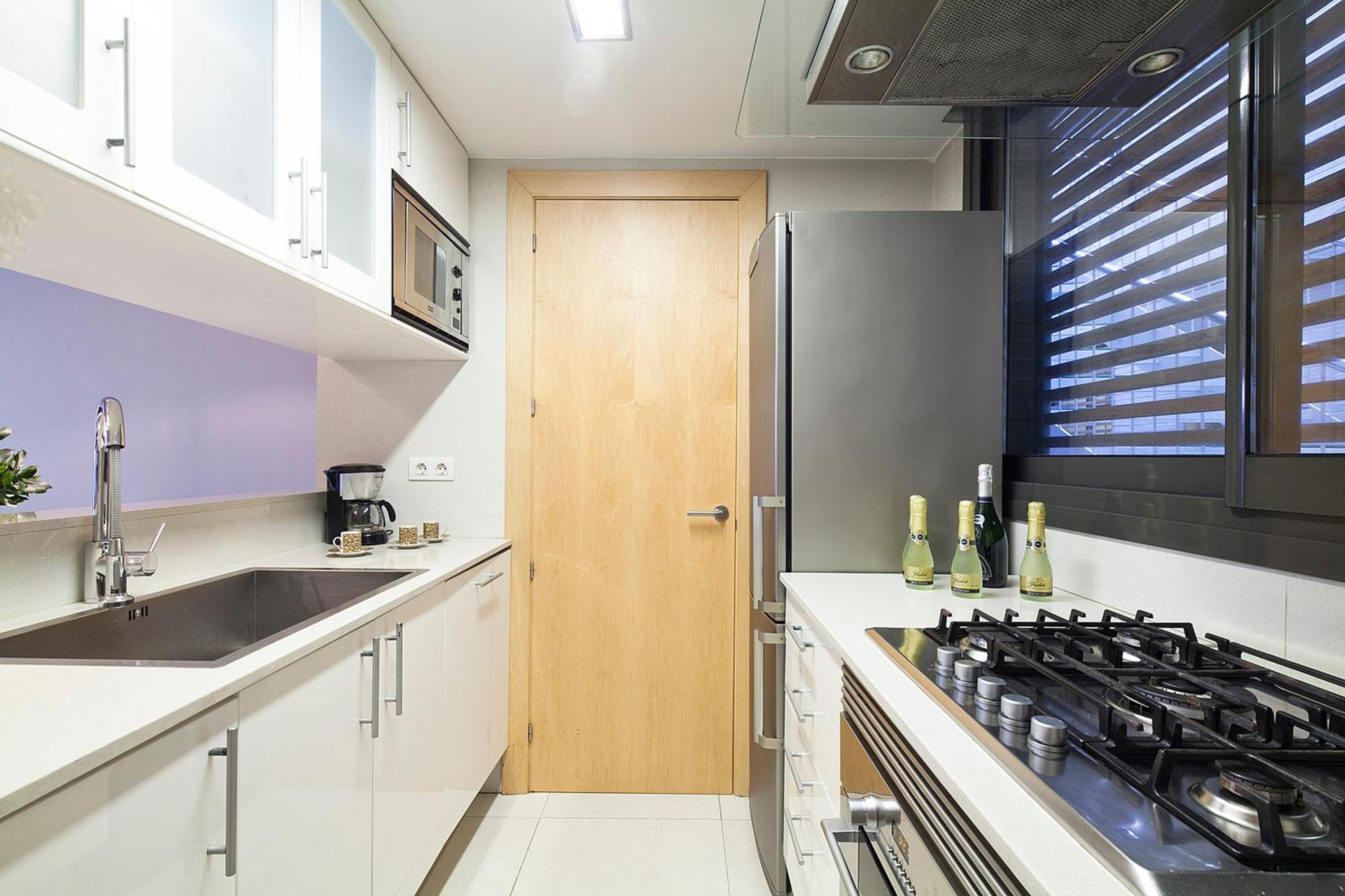 My Space Emirates - Splendid Apartment With Terrace And Pool Near Park Gueell Barcelona Zimmer foto